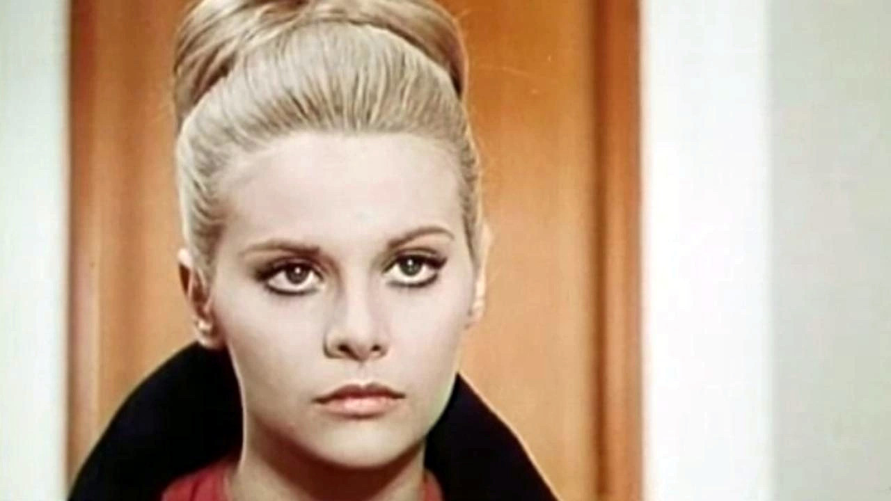 Une jeune fille nommée Julien