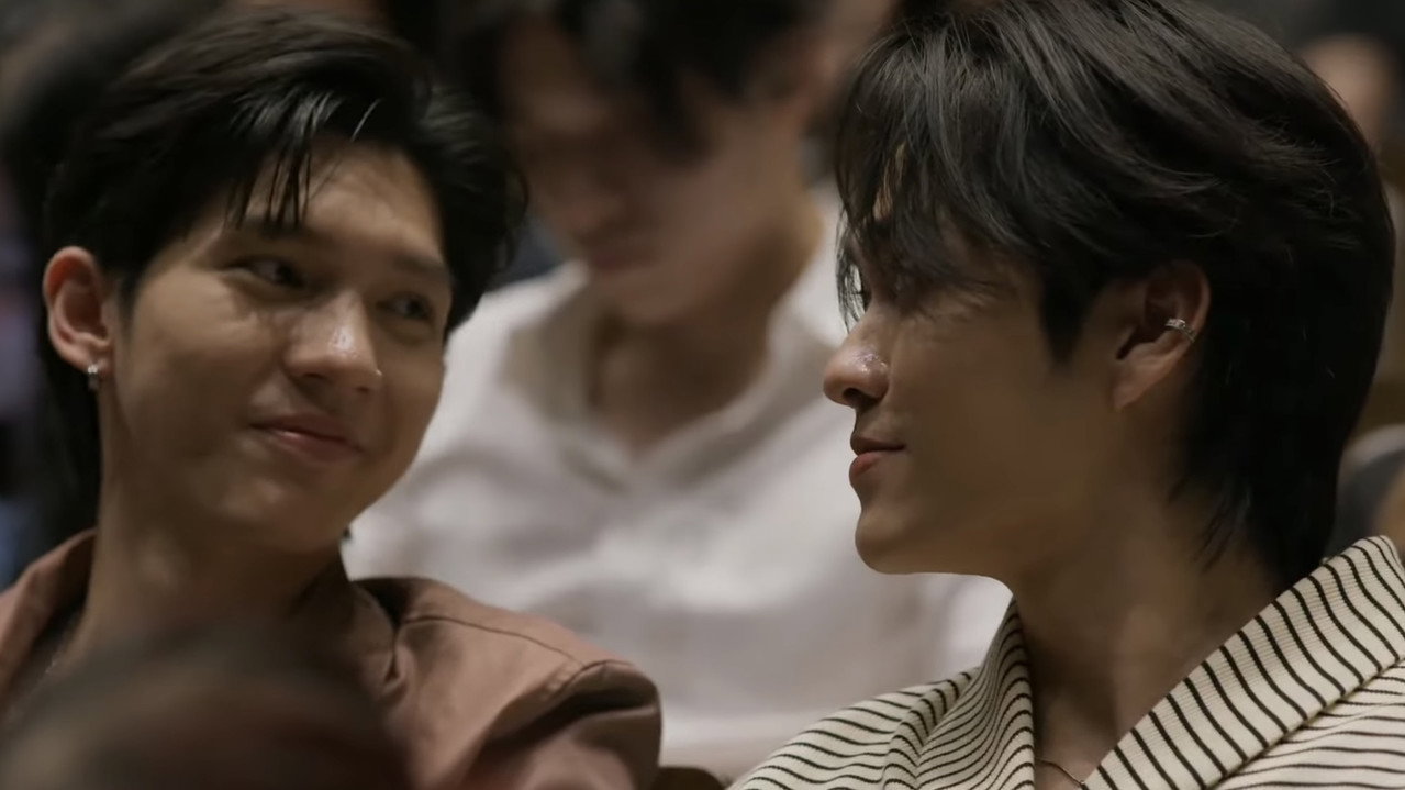 เล่นกับเพื่อนได้มากกว่าเพื่อน