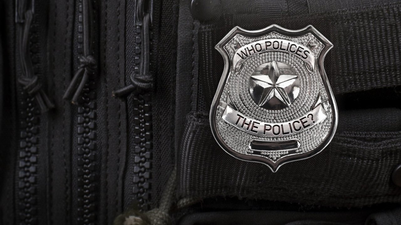 Power : Que fait la police ?