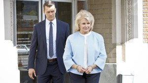 Arnaque, million et ta mère