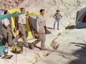 La Caverne d'Anasazi / Le Triangle du diable