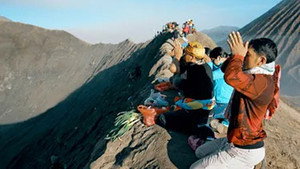 Volcans sacrés