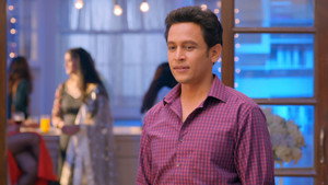 Sarkari Naukar