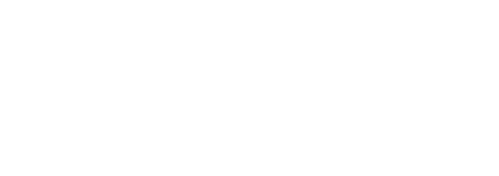 Queen Woo logo